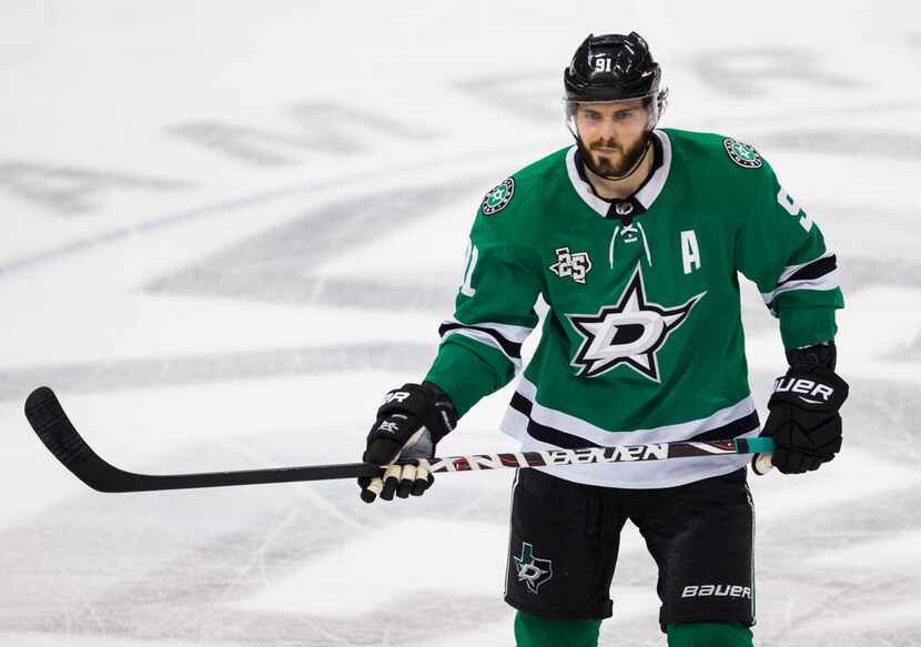 Dallas Stars center Tyler Seguin (91) makes a face during the second period of an NHL hockey...