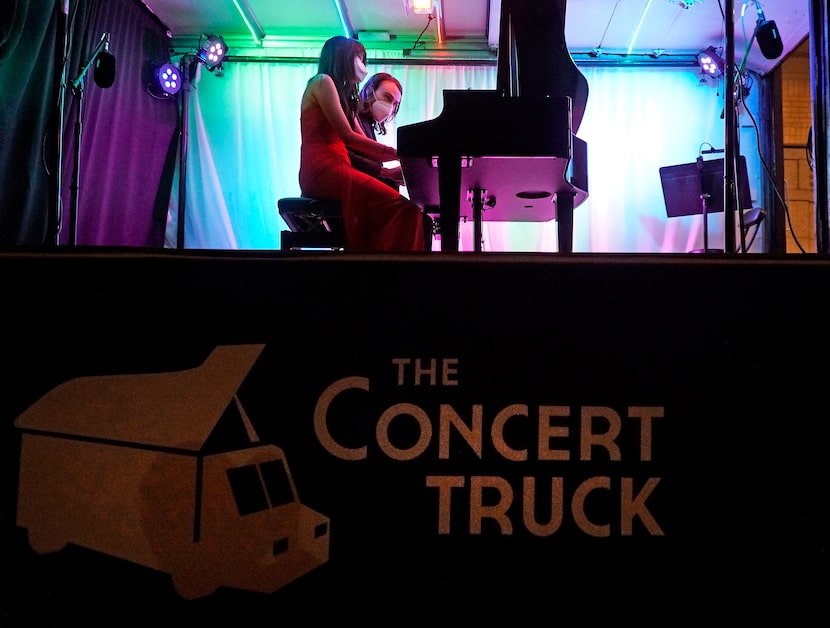 Concert Truck directors Susan Zhang and Nick Luby perform at NorthPark Mall in Dec. 2020.