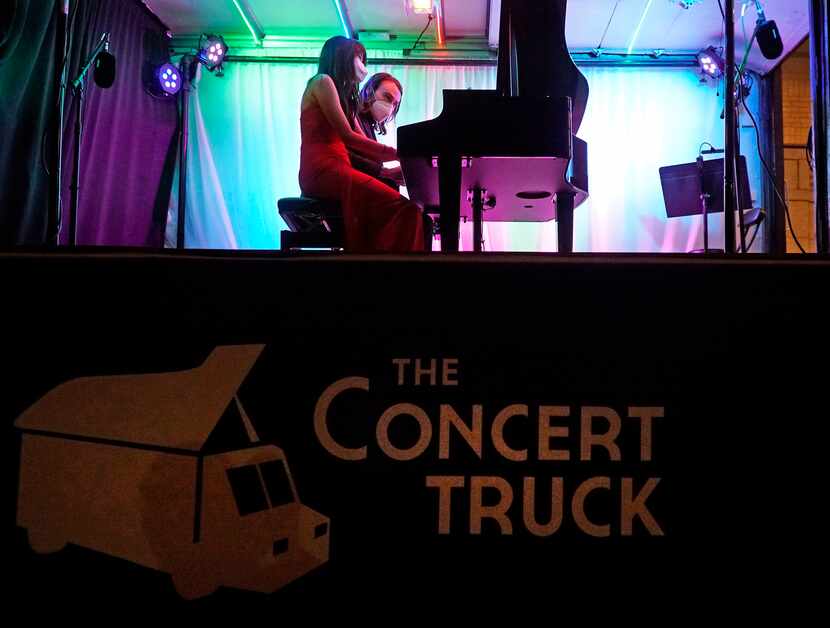 Concert Truck directors Susan Zhang and Nick Luby perform at NorthPark Mall in Dec. 2020.