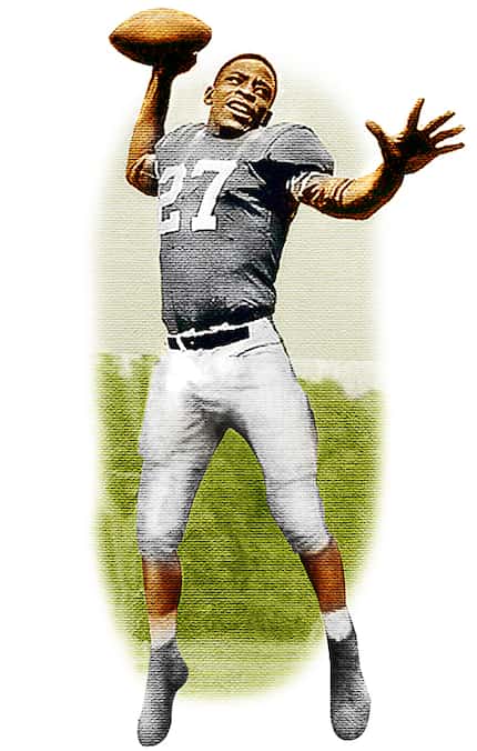 Willie Thrower, the first Black quarterback to take a snap in an NFL game.