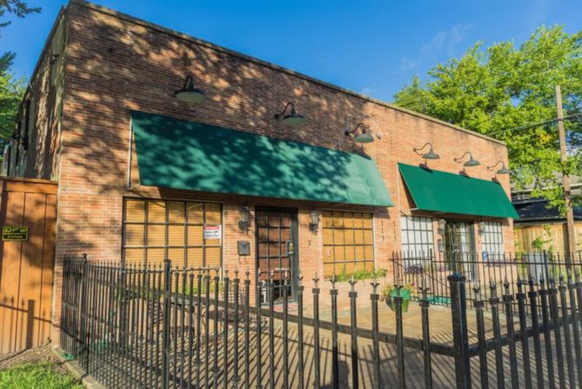 
This home on Collett Street was built in 1916 as a Piggly Wiggly grocery store. It was...