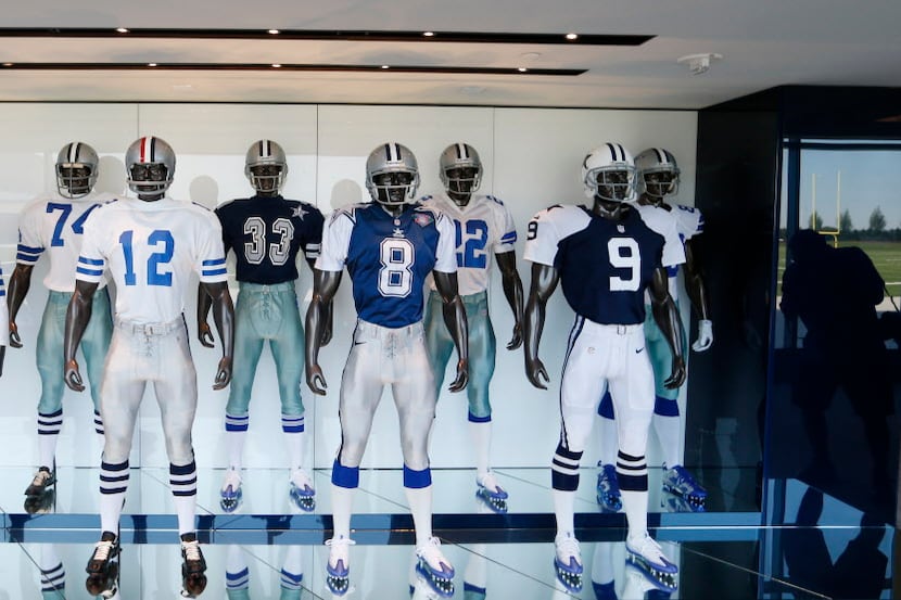 Cowboys will break out new uniform look vs. Giants