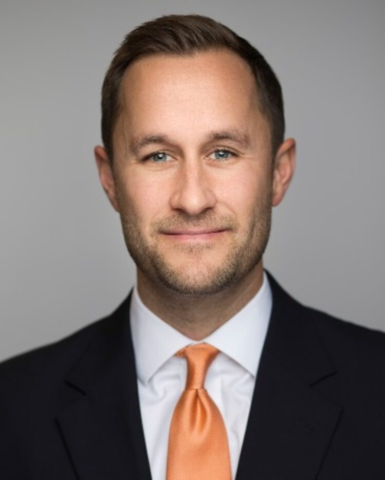 JLL named Adam Hammack vice president.