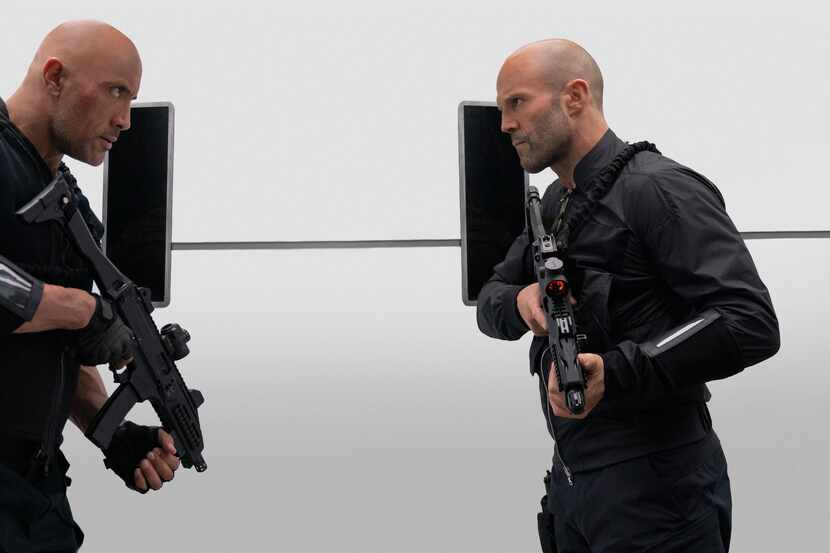 Luke Hobbs (Dwayne Johnson) y Deckard Shaw (Jason Statham) en Fast & Furious Presents: Hobbs...