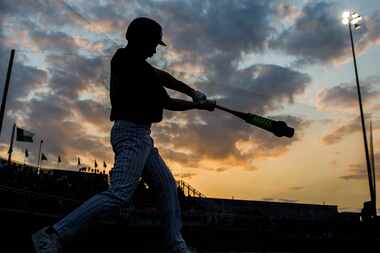 General high school baseball photo.