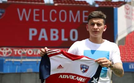 Pablo Aránguiz joins FC Dallas.