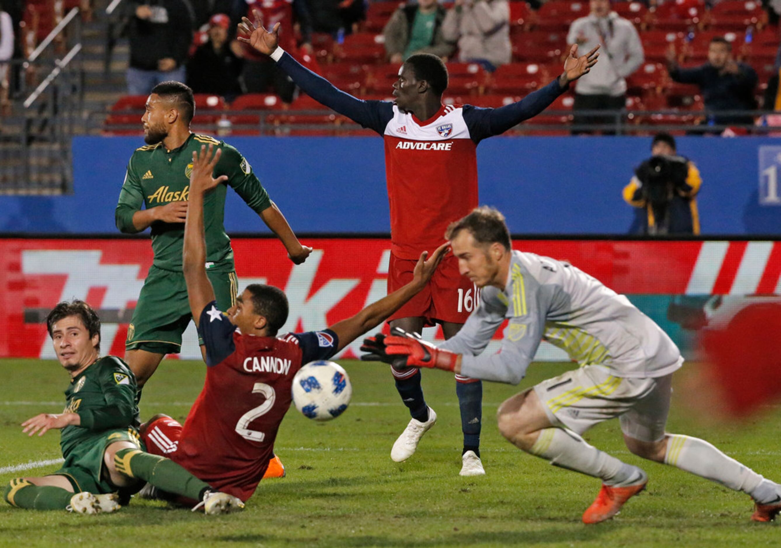 2018 MLS Cup lineups: Larrys Mabiala returns for Portland Timbers