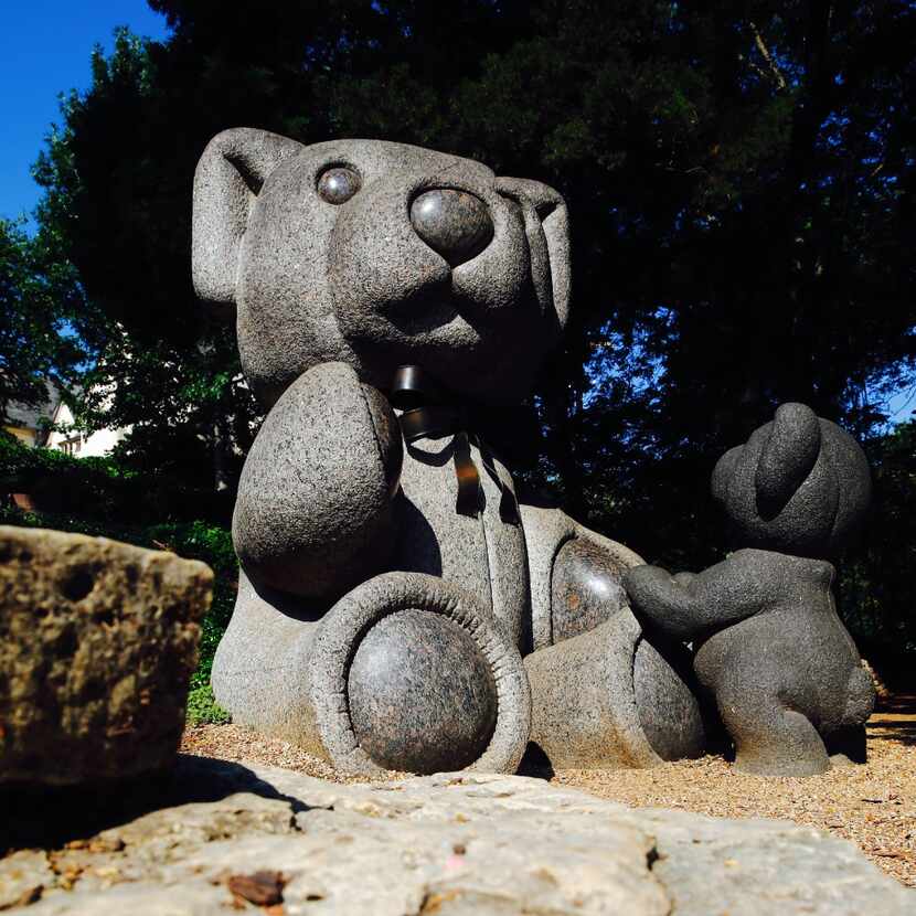 The Teddy Bear sculptures in Highland Park.