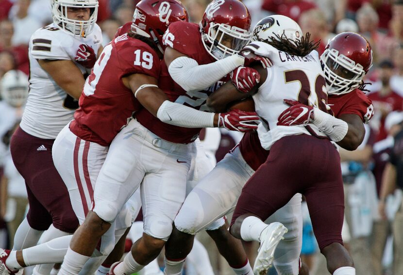 NORMAN, OK - SEPTEMBER 10 :  Running back Duke Carter IV of the Louisiana Monroe Warhawks is...