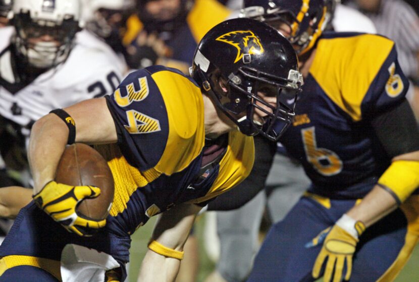 Prestonwood Christian Academy runnng back Grayson Warren (34) carries the football against...