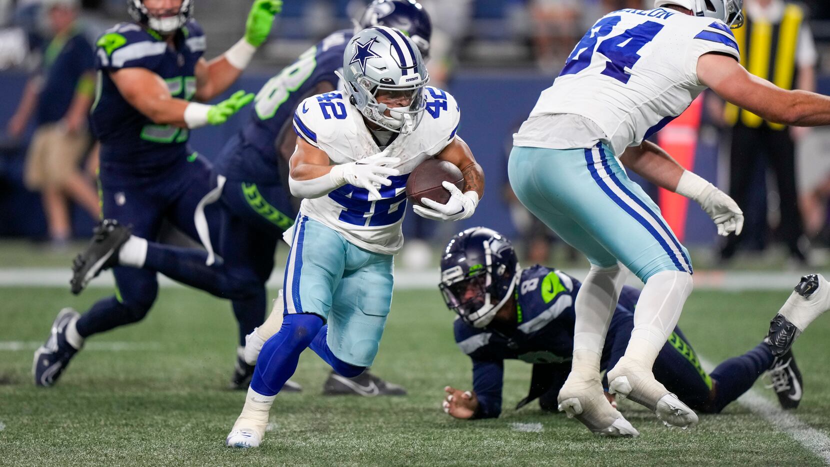Cowboys-Seahawks reaction: 'Deuce Mania' brightens night otherwise darkened  by injuries