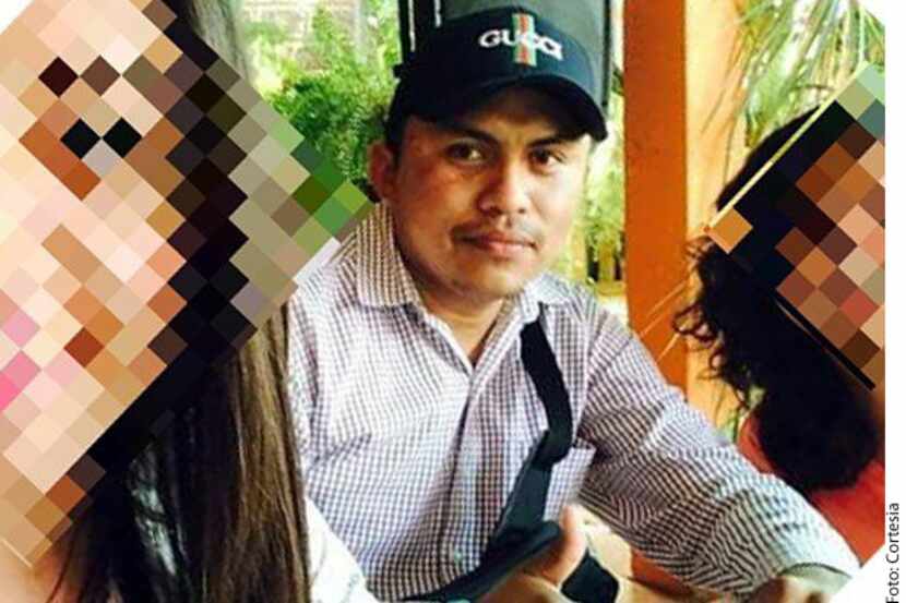 Gumaro Pérez periodista de La Voz del Sur en Veracruz, fue ejecutado cuando presenciaba el...