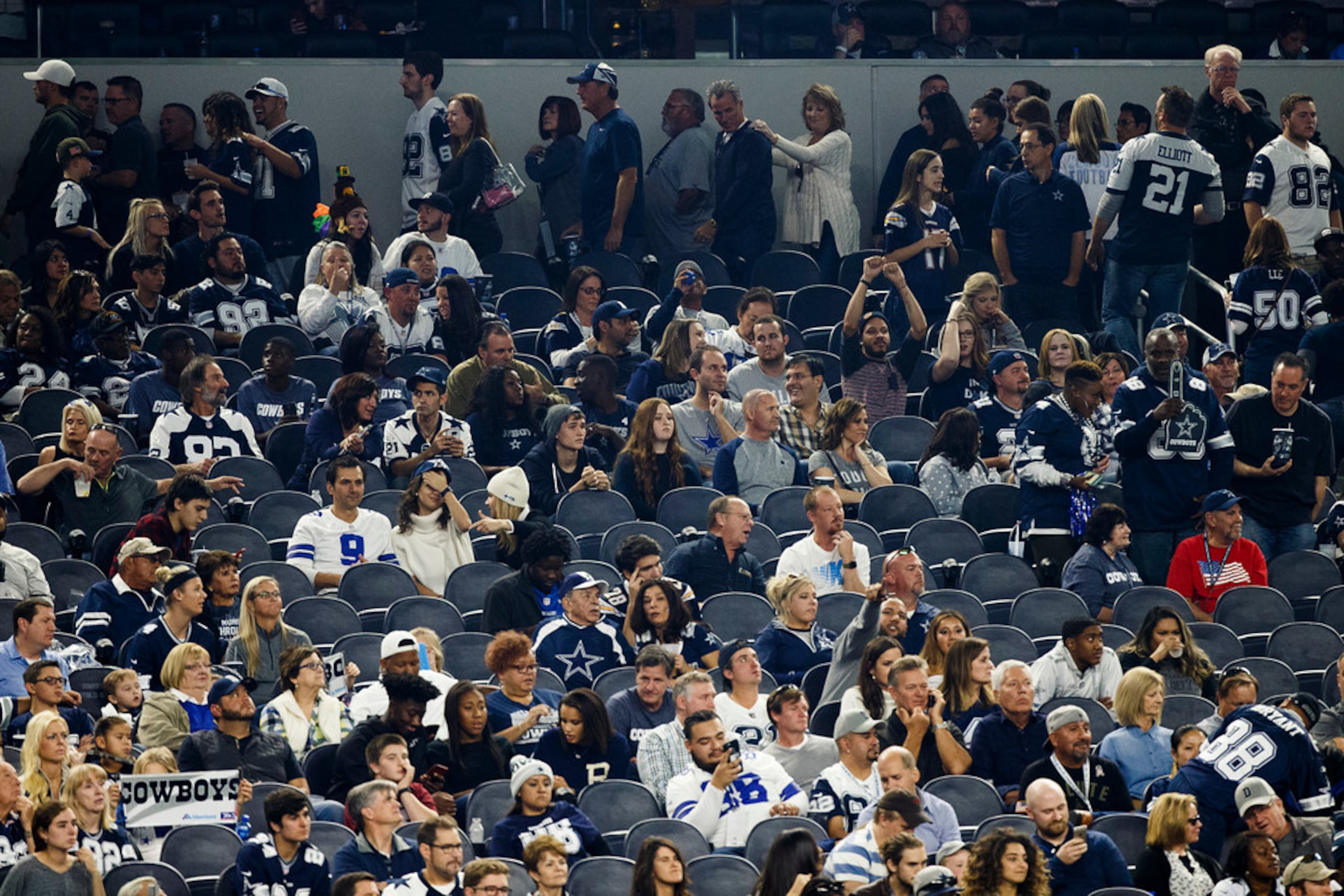 Creed performing “Higher” at the Dallas Cowboys Thanksgiving Day game , dallas cowboys game