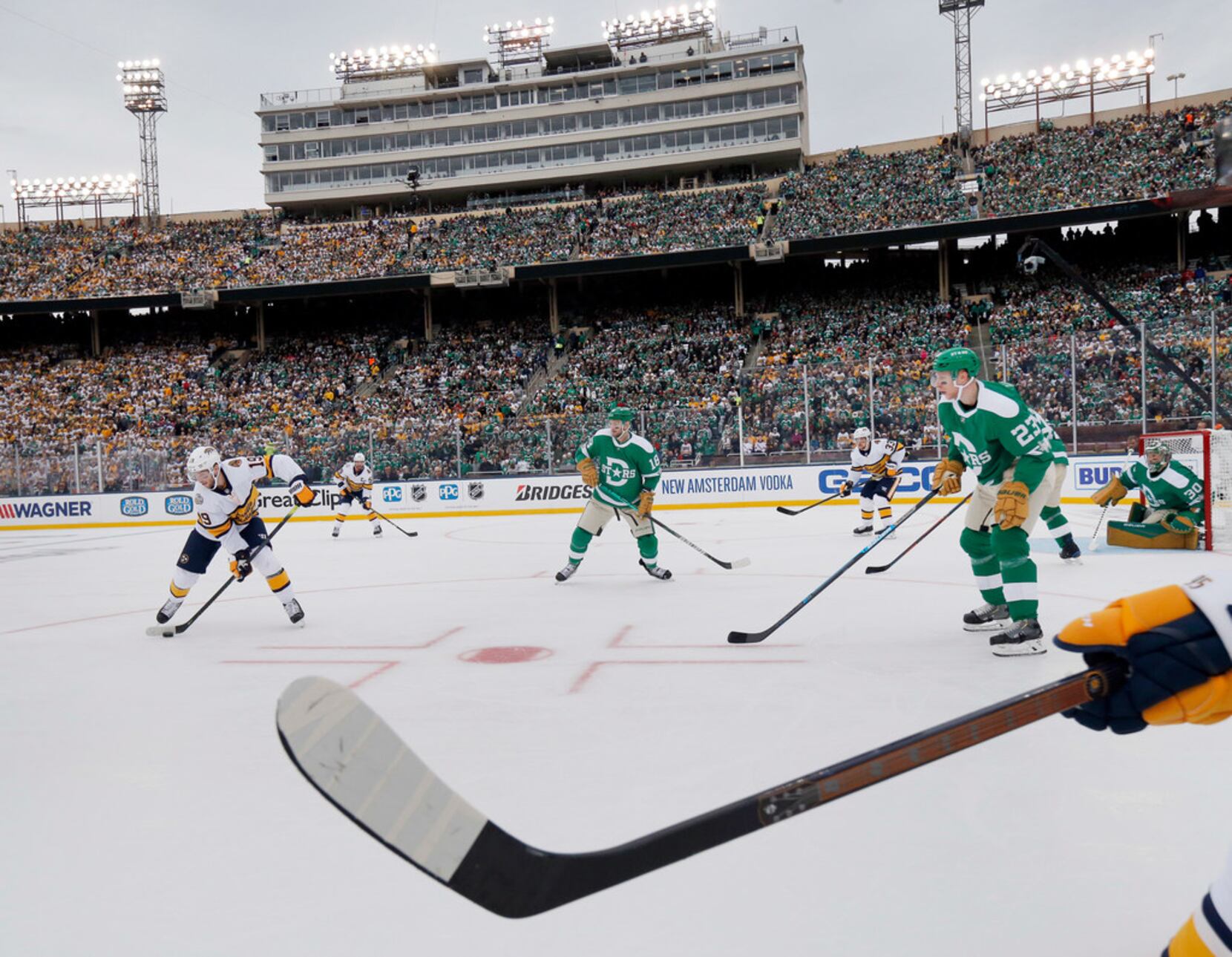 NHL: Dallas Stars have a new cowboy hat tradition