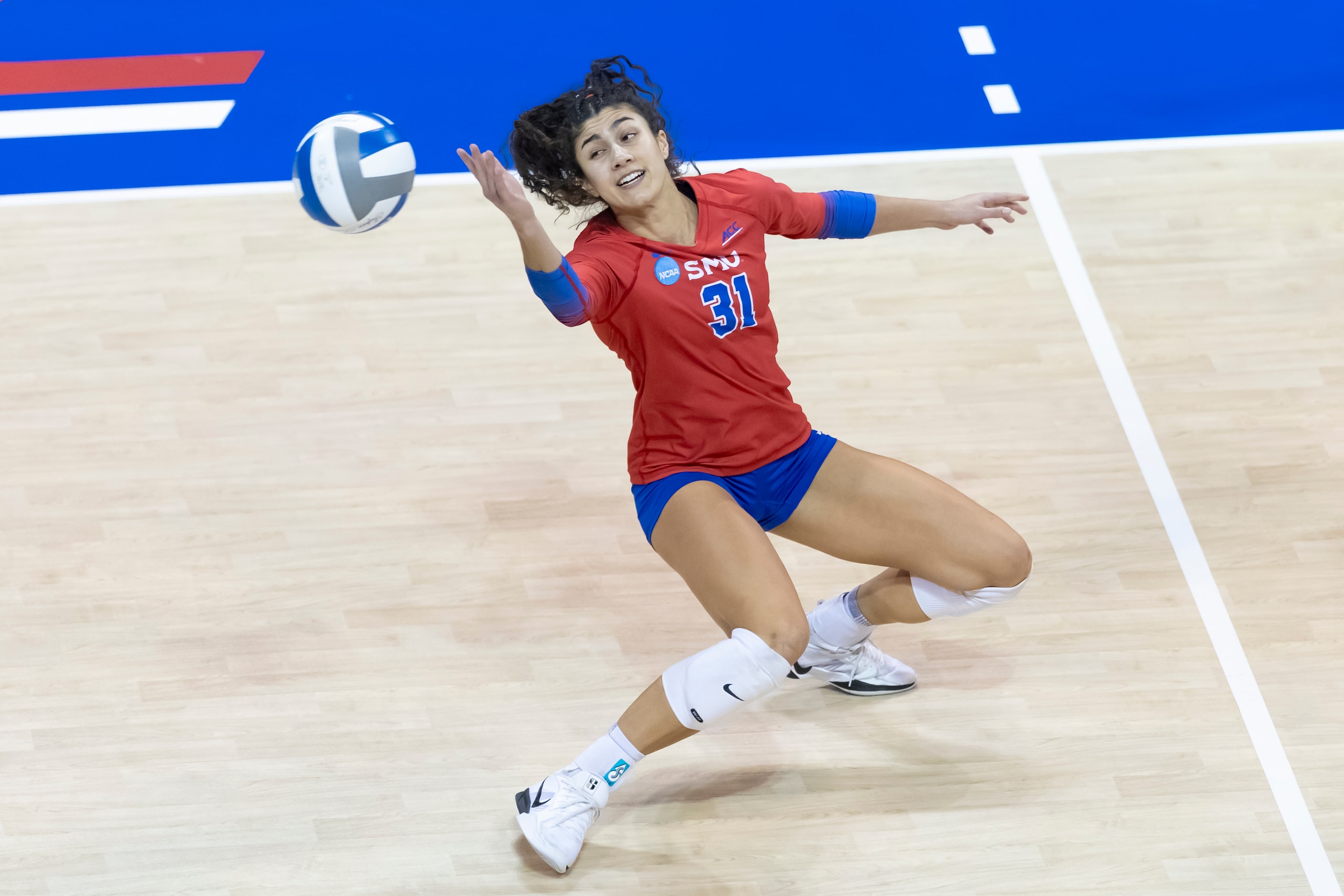 SMU’s Maya Tabron (31) is unable to dig the ball during an NCAA college volleyball game...