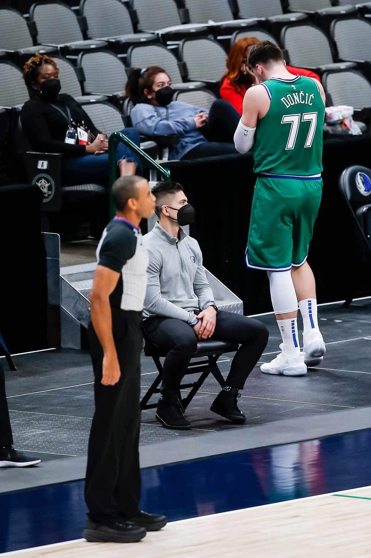 Dallas Mavericks guard Luka Doncic (77) reacts to missing a three-point shot at the end of...