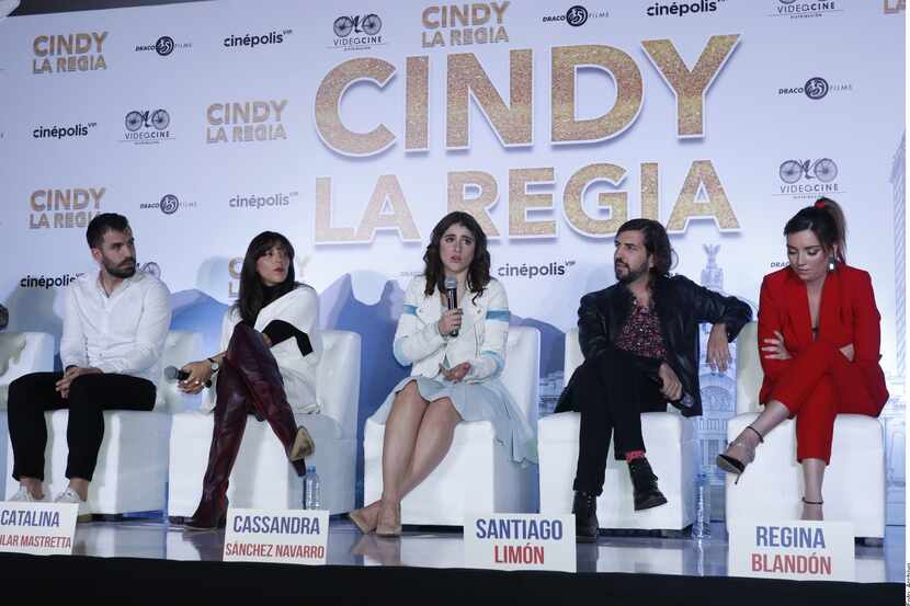 "Cindy la Regia" se presenta en formato serial en Netflix.