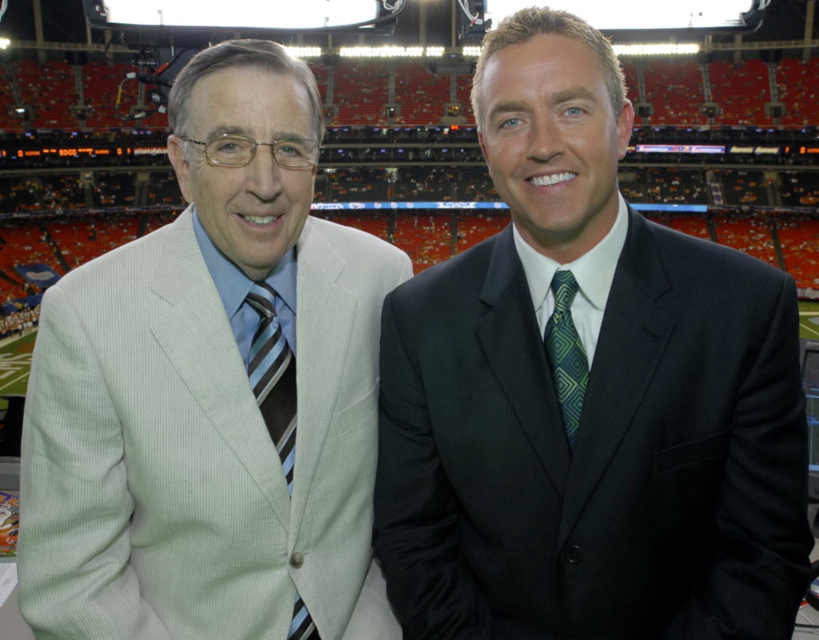 Kirk Herbstreit signs with , joins Thursday Night Football broadcast  - On3