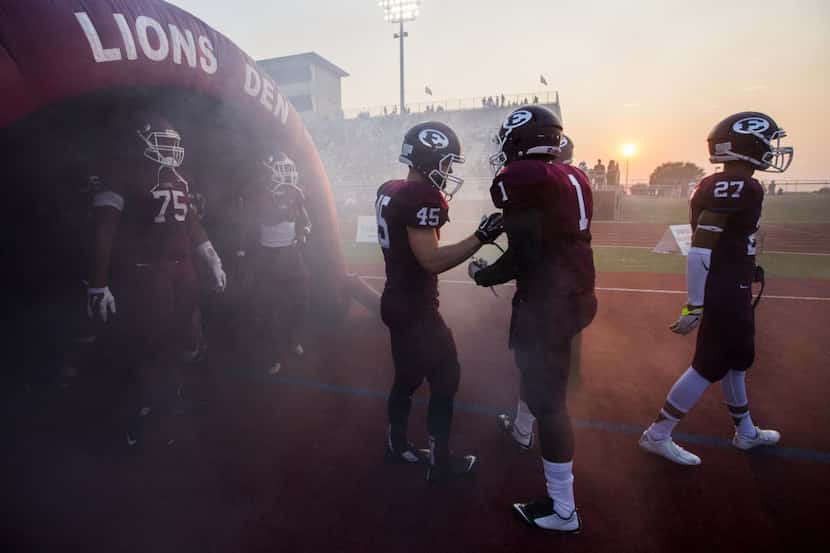 Ennis is looking to defend its Class 5A Division II state championship as the playoffs...