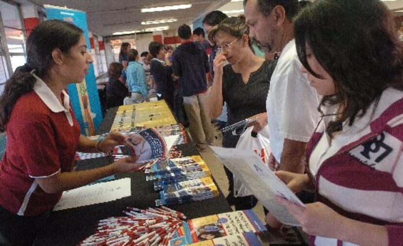 AISD College & Career Expo ofrecerá talleres en inglés y en español sobre cómo mandar una...