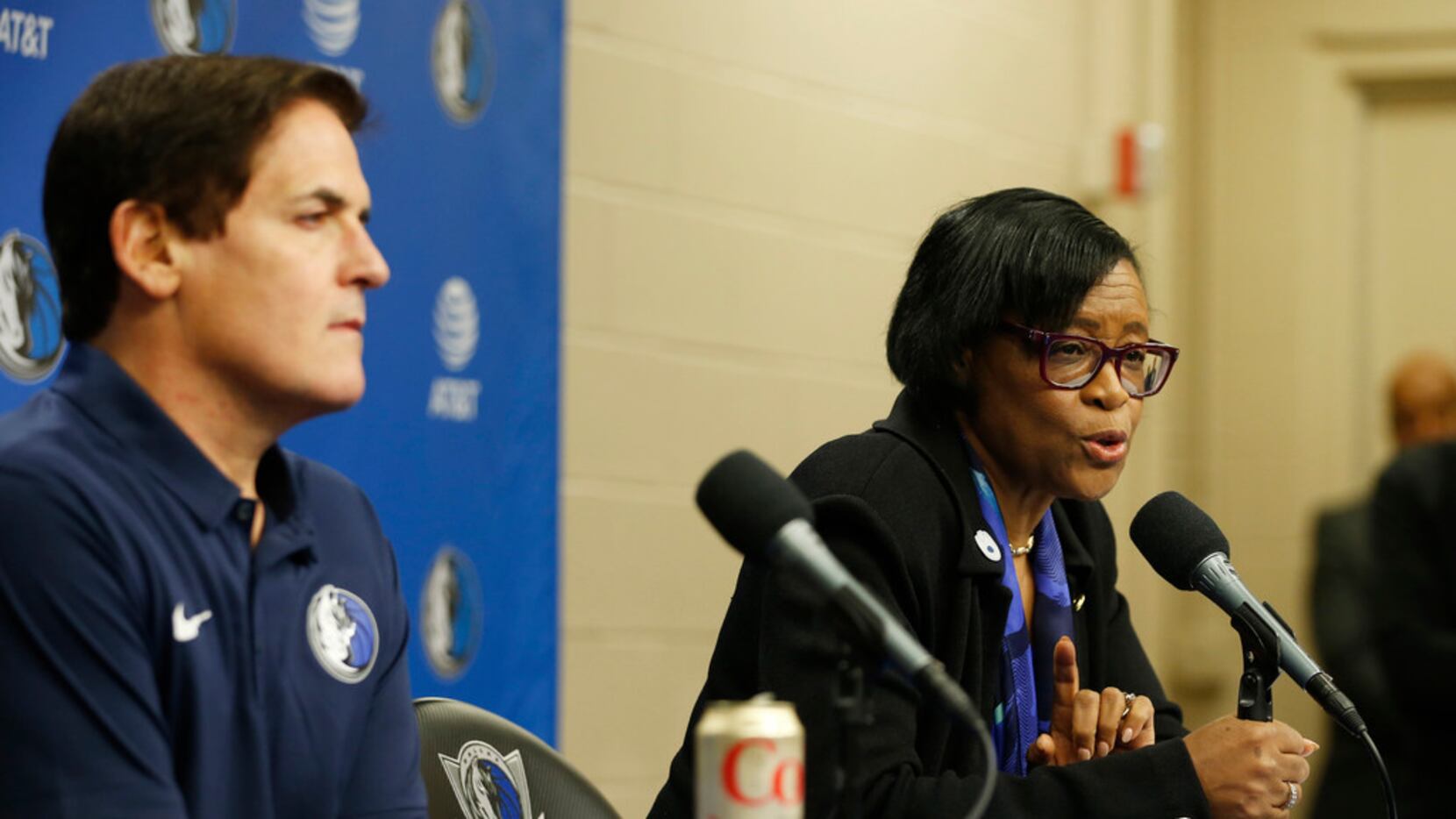 How on earth could Mark Cuban have completely missed the scandal at  Mavericks HQ?