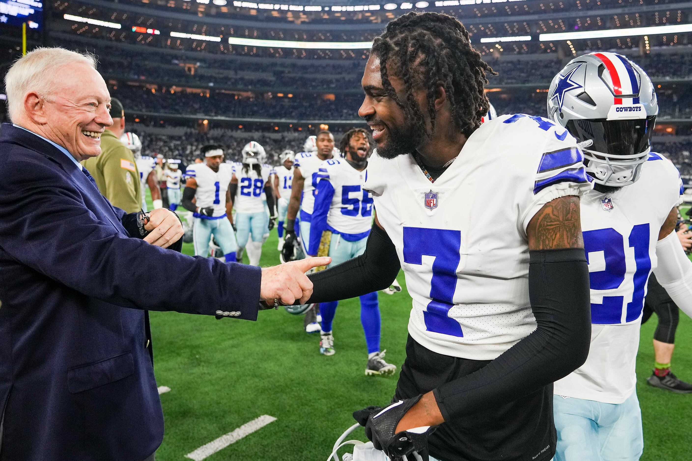 Dallas Cowboys Injury Report: $13 Billion Jerry Jones Loses Three