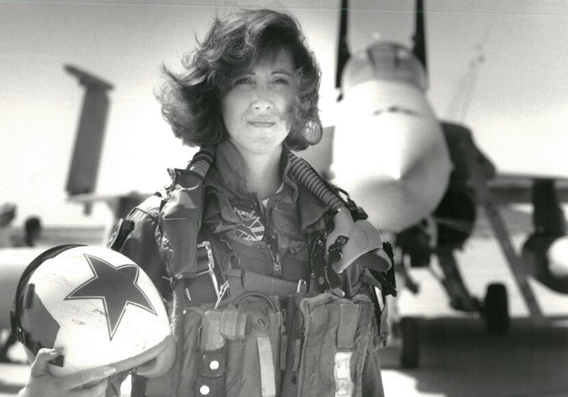 In a photo provided by the U.S. Navy, Lt. Tammie Jo Shults with her F/A-18A jet in 1992....