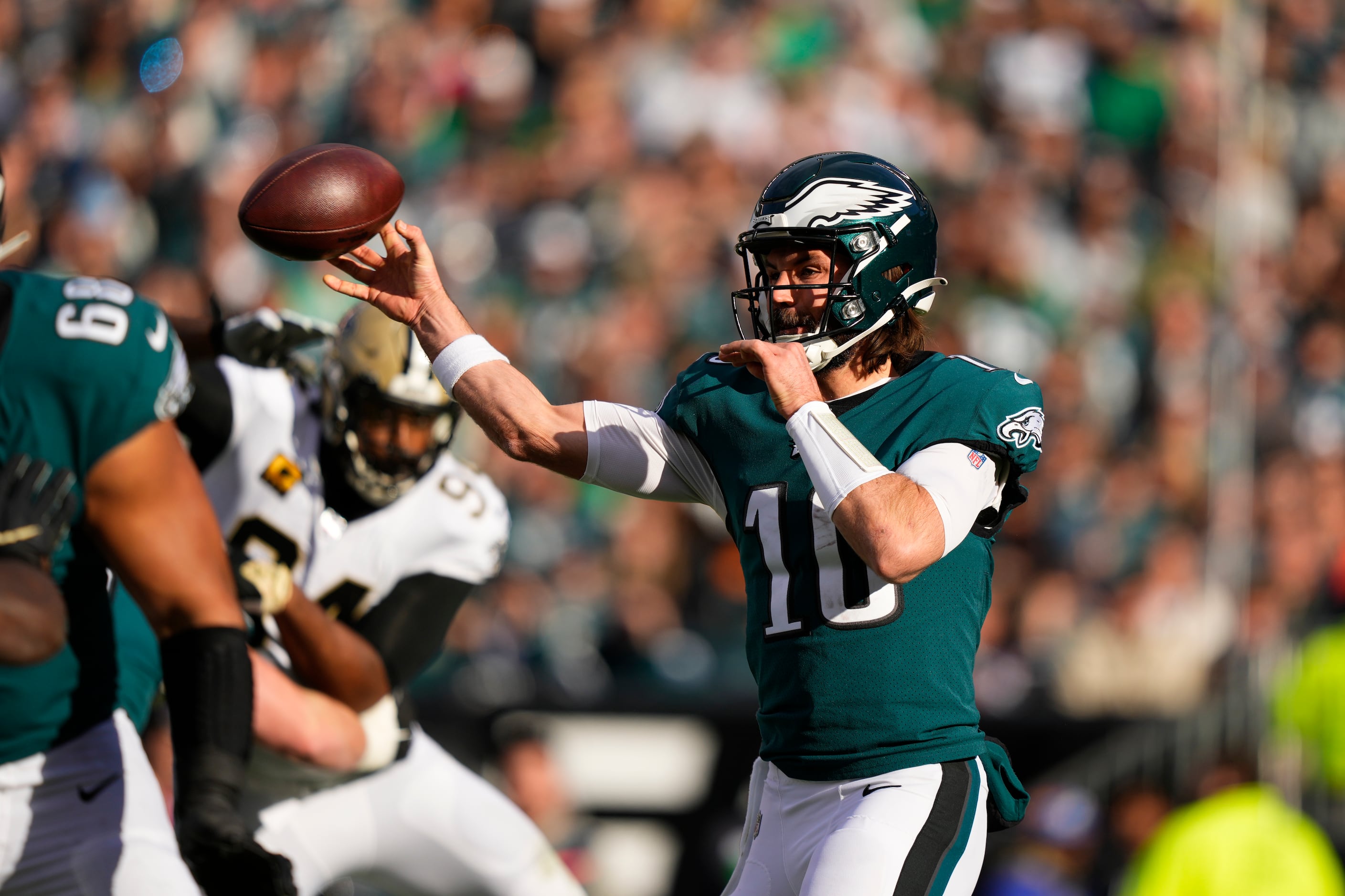 Hurts returns from injury, leads Eagles to No. 1 seed in NFC - WHYY