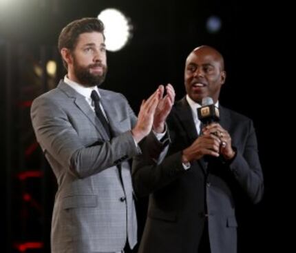  John Krasinski, who plays Jack Silva, applauds the crowd during an interview with Kevin...