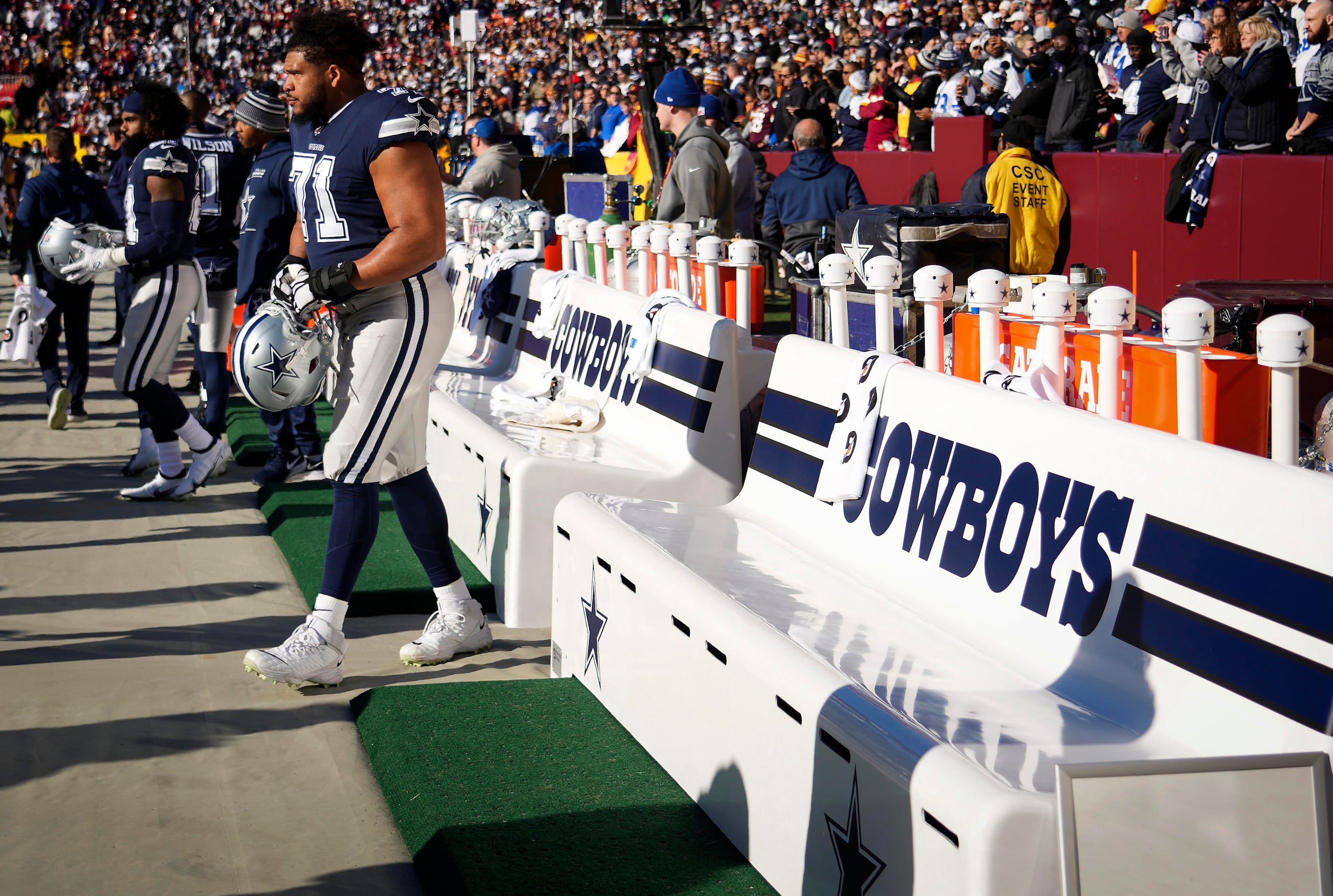 Cowboys escape with a victory over Washington Football Team — see photos