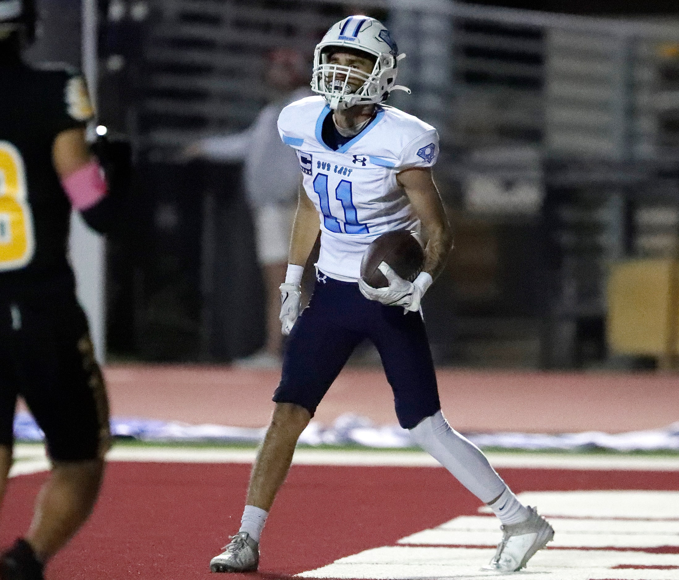 Wylie East High School wide receiver Amarean Porter (11) comes down with a touchdown catch...