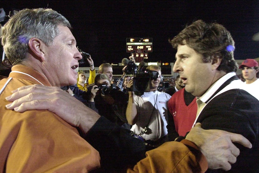 Take a look at SportsDay’s 20 best college football coaches in Texas history.