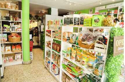 Cada vez más tiendas tienen sectores dedicados para los veganos.
