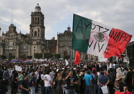 La manifestación de protesta 
 en la Ciudad de México en el quinto aniversario de la...