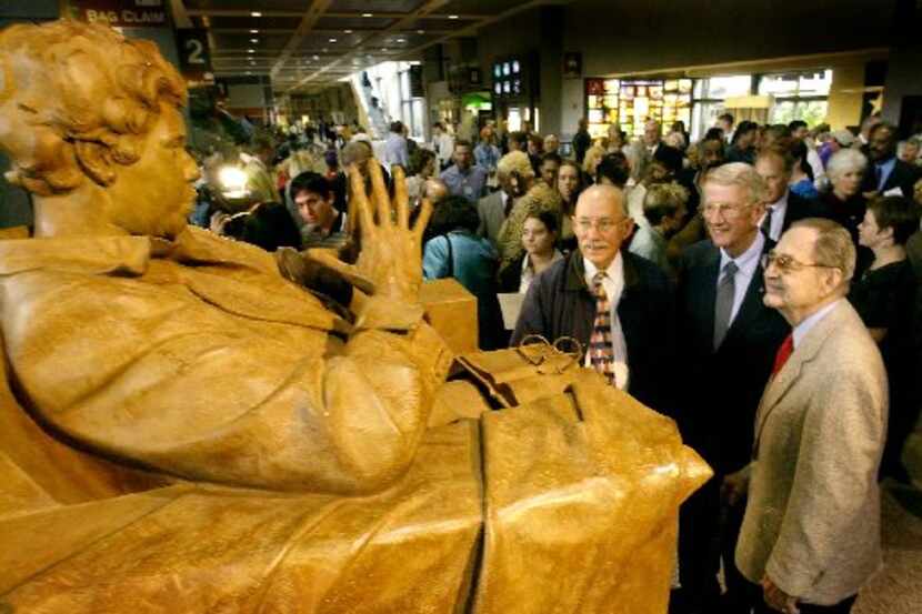 The Barbara Jordan Memorial Statue is unveiled Friday, Nov. 15, 2002, in the baggage claim...