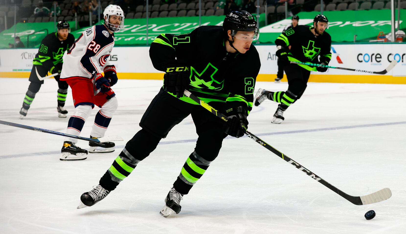 Postseason absence costs Stars learning opportunity for young guns Jason  Robertson, Jake Oettinger