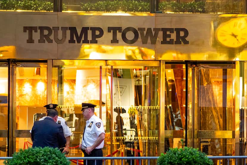 La policía investiga denuncias de la presencia de un “objeto sospechoso” en la Trump Tower...