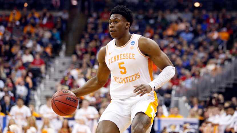 Tennessee's Admiral Schofield drives against Colgate in the first half during a first round...
