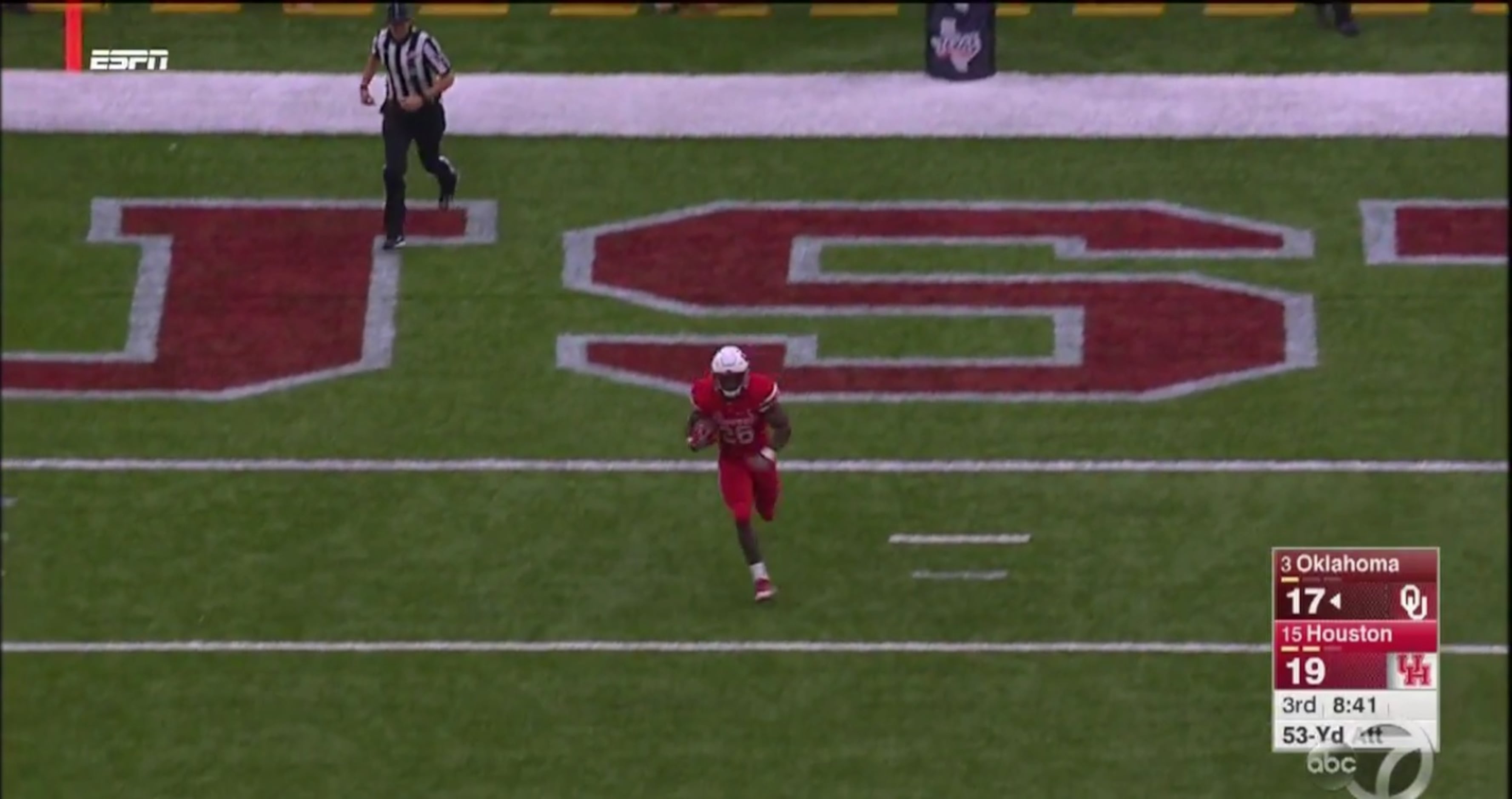 KICK SIX: Houston's Brandon Wilson takes OU's missed field goal to the house