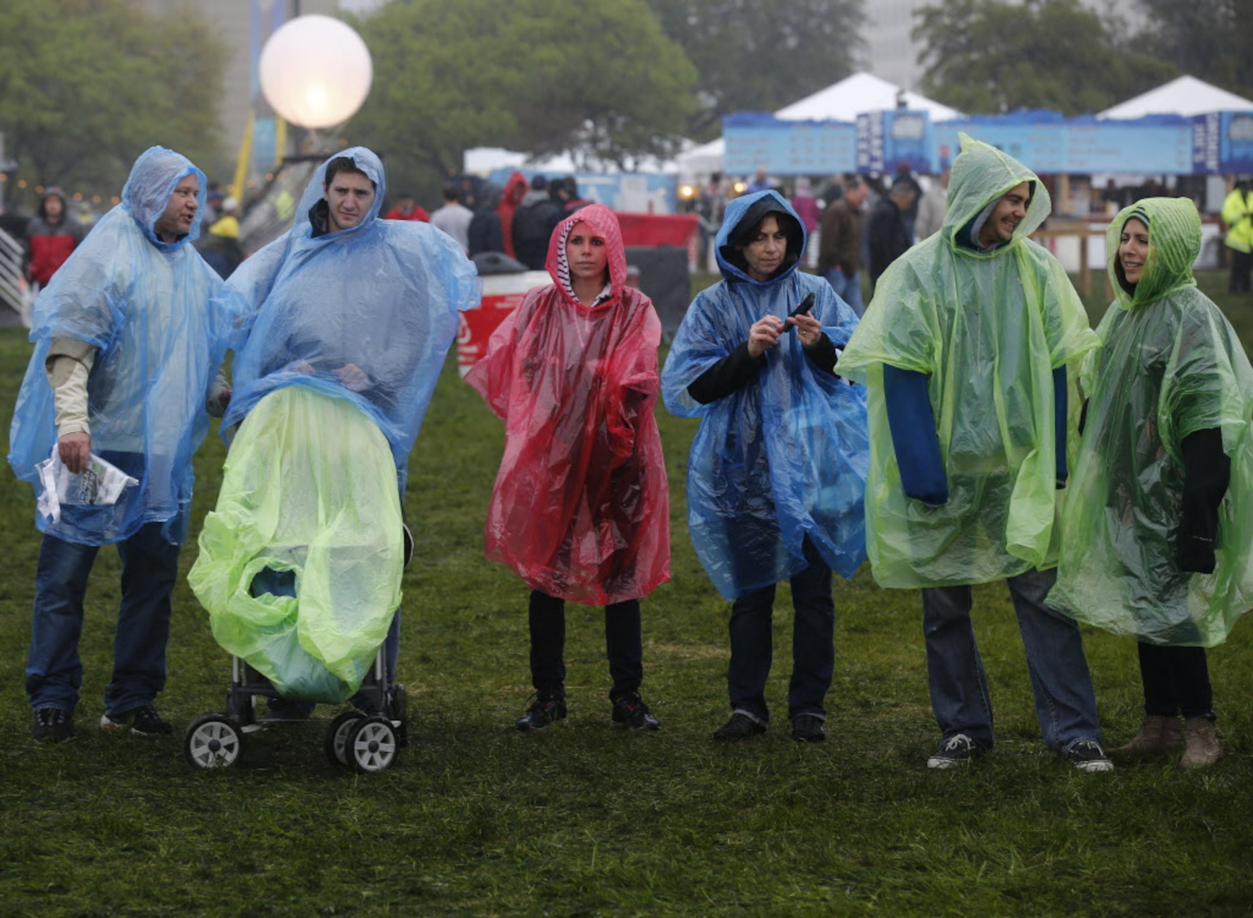 (left to right) Lydell Larson, Jake Studer, Katie Studer, Tammy Larson, Layne Larson, Kaylee...