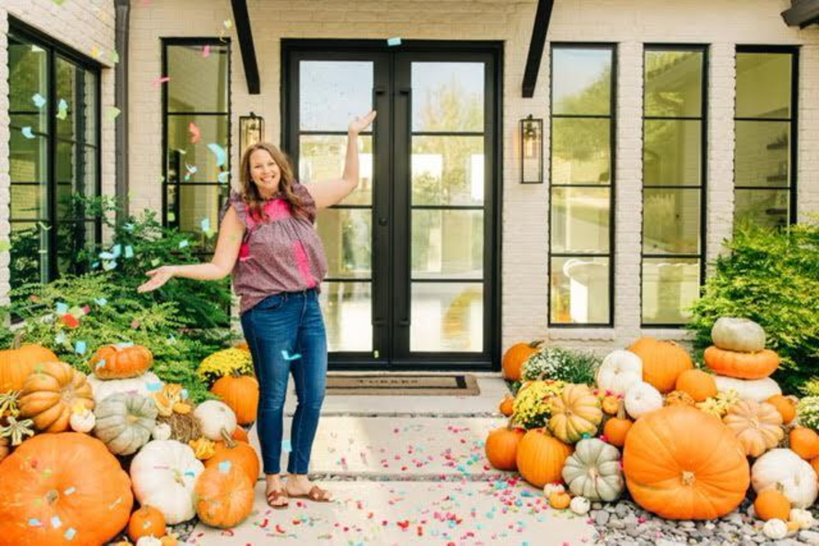 Porch pumpkins, elaborate designs mark the return of record