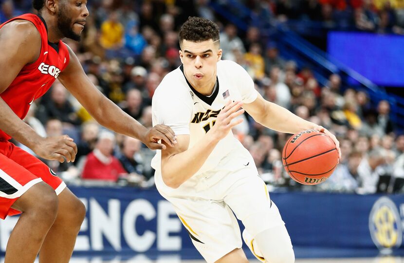 ST LOUIS, MO - MARCH 08:  Michael Porter Jr #13 of the Missouri Tigers dribbles the ball...