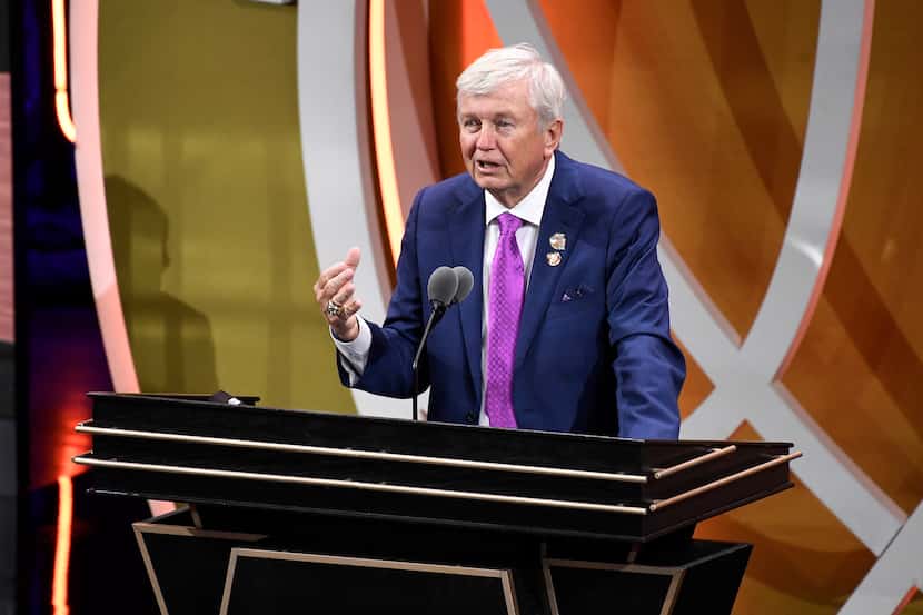 Gary Blair speaks during his enshrinement at the Basketball Hall of Fame, Saturday, Aug. 12,...