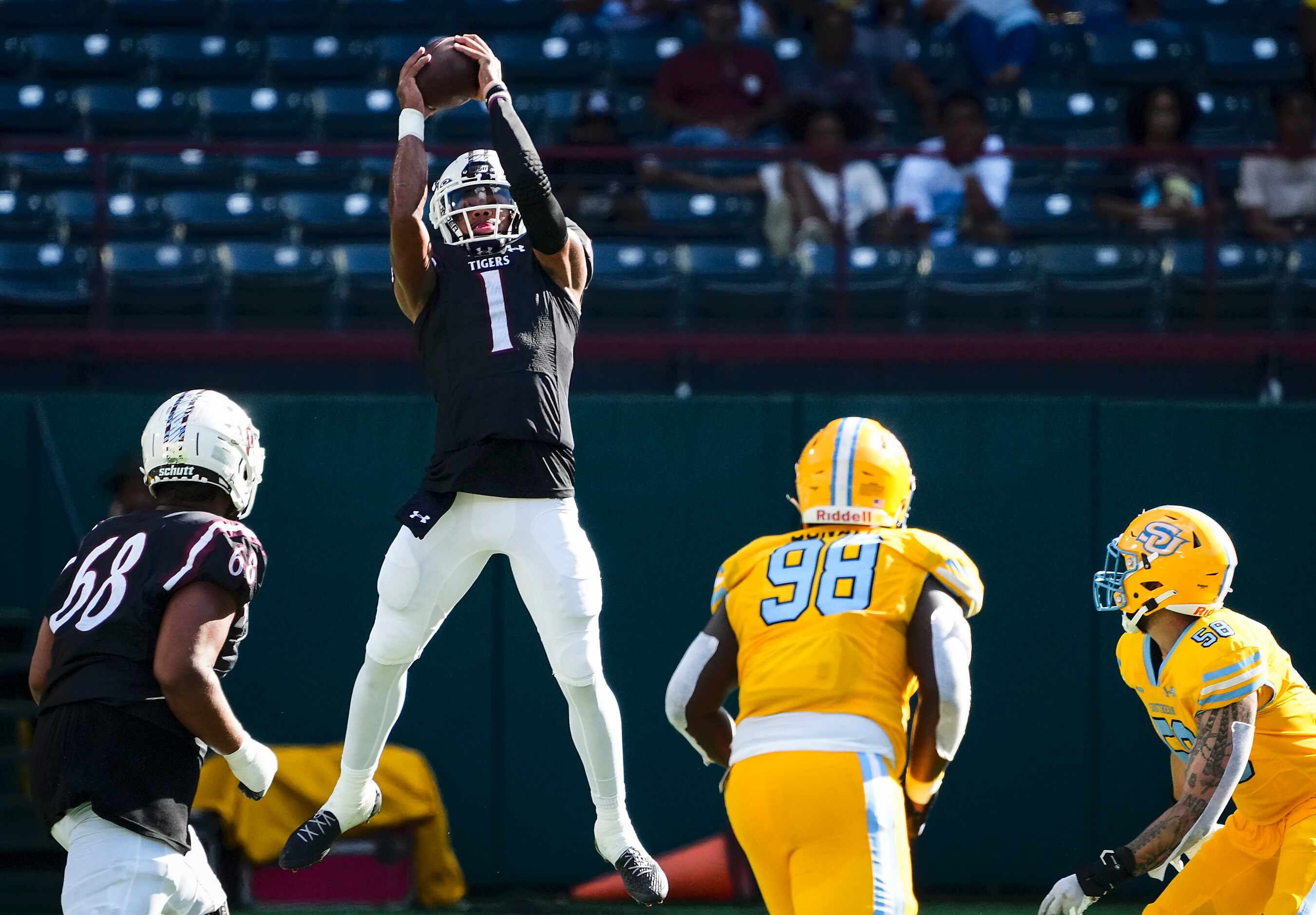 TSU quarterback Andrew Body (1) catches his own pass on a deflection fro the Southern ...
