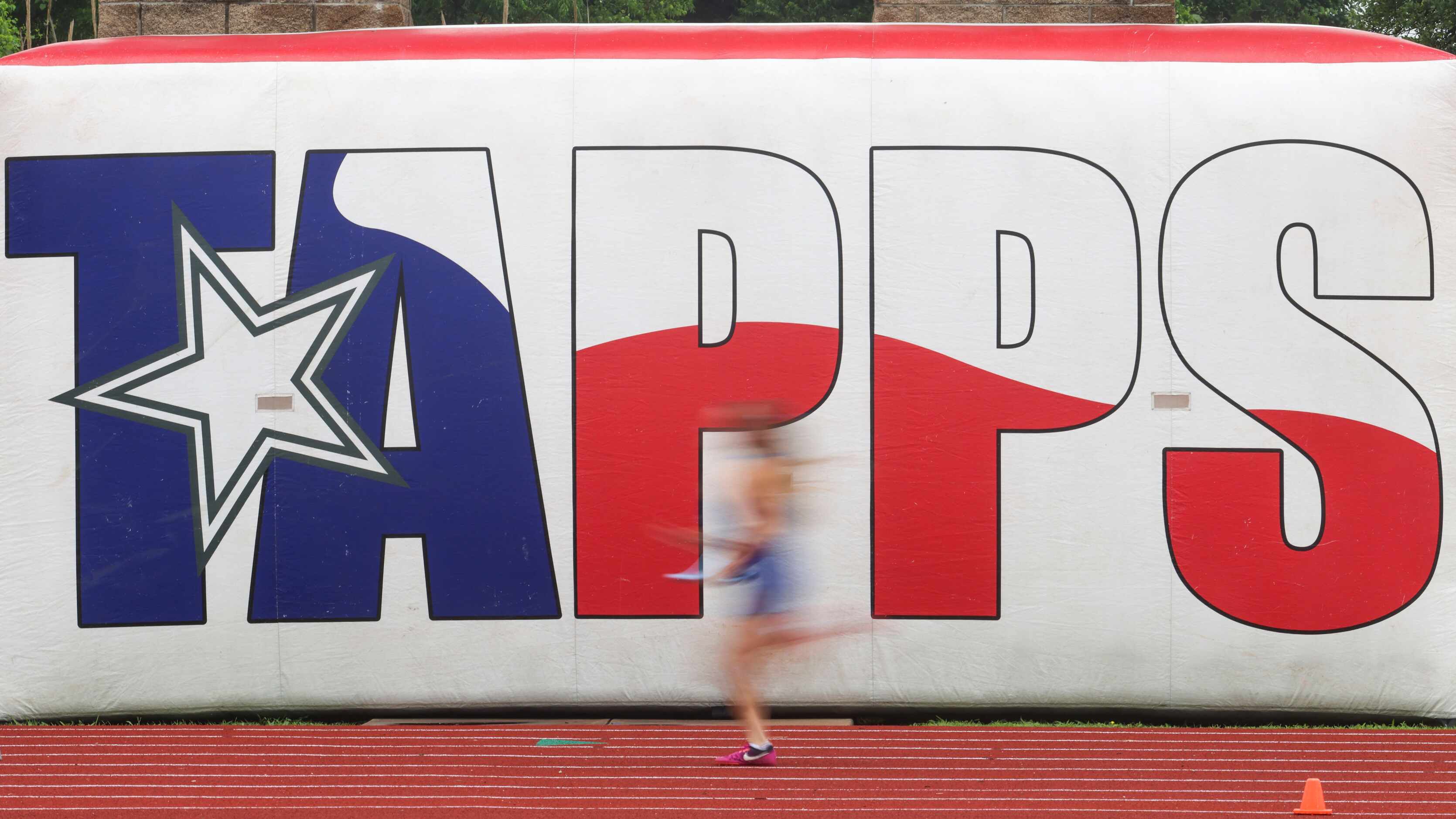 Photos Dallasarea athletes compete at the TAPPS state track and field