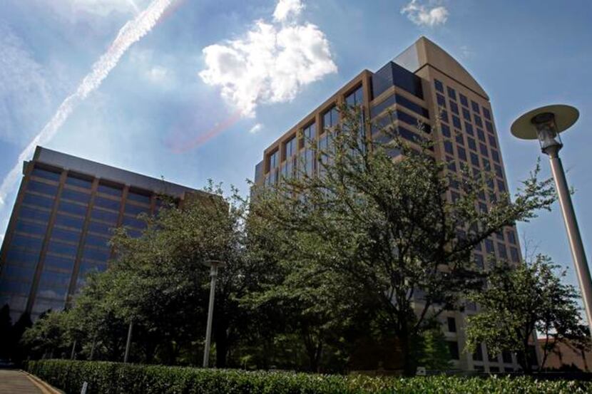 
A unit of Deutsche Bank has bought the 16-story Galleria North Tower I (right).
