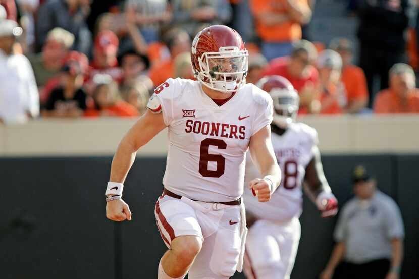 STILLWATER, OK - NOVEMBER 04: Quarterback Baker Mayfield #6 of the Oklahoma Sooners...