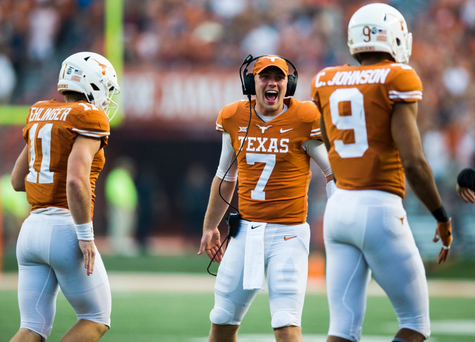 Shane Buechele injury updates: Texas QB returns against Cal, throws long  touchdown 