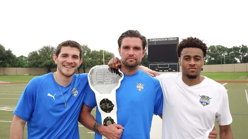 Fort Worth Vaqueros with the Chisholm Trail Clásico belt.