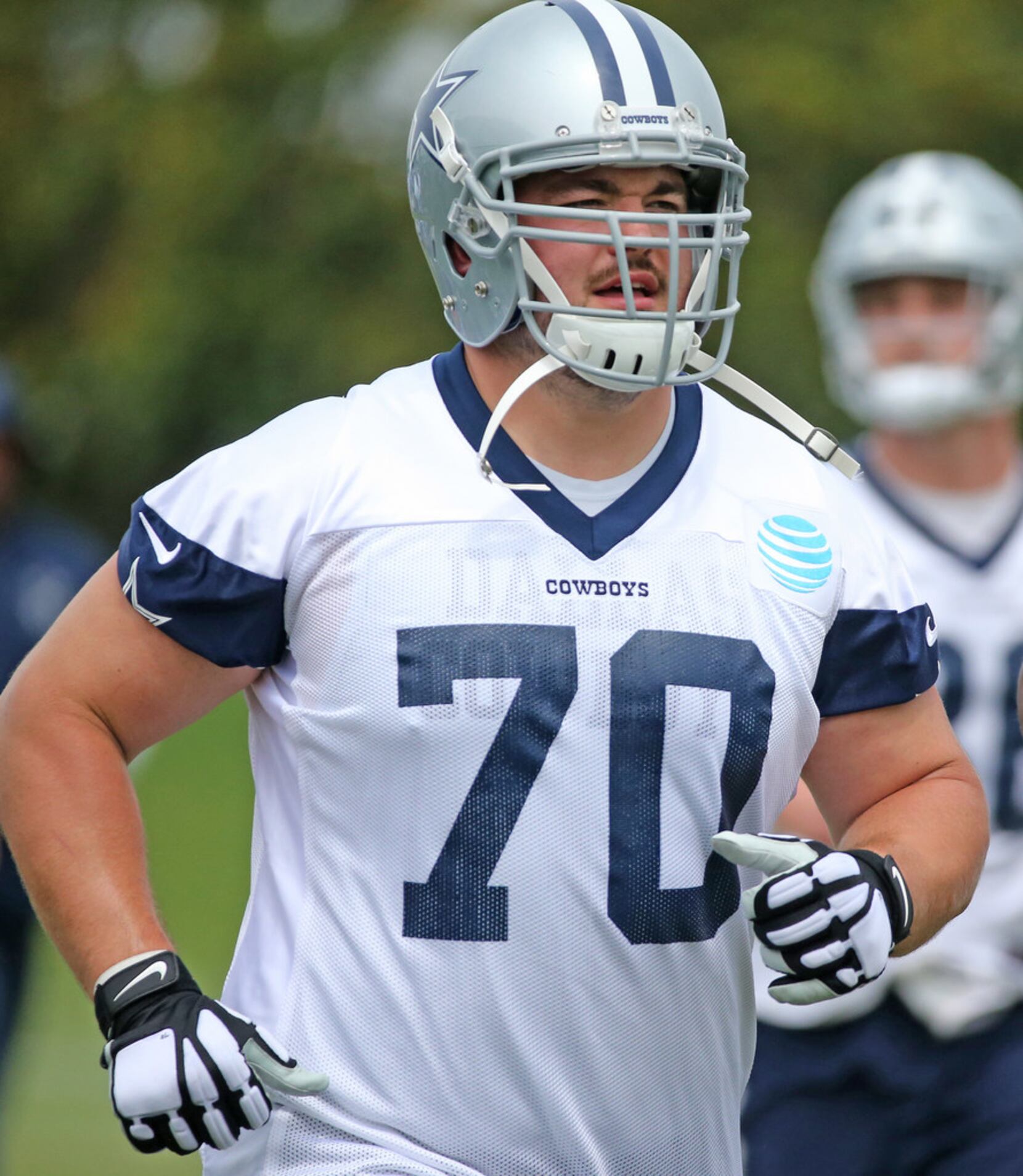 Report: Cowboys' Zack Martin Signs 6-Year Contract with Record